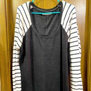 Plus Size Maurice’s size 2 long sleeve